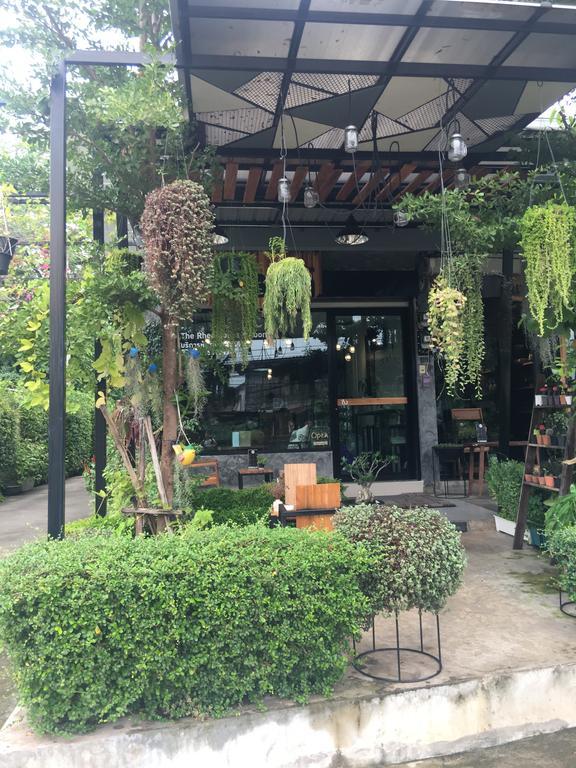 The Rhea Hotel Udon Thani Buitenkant foto